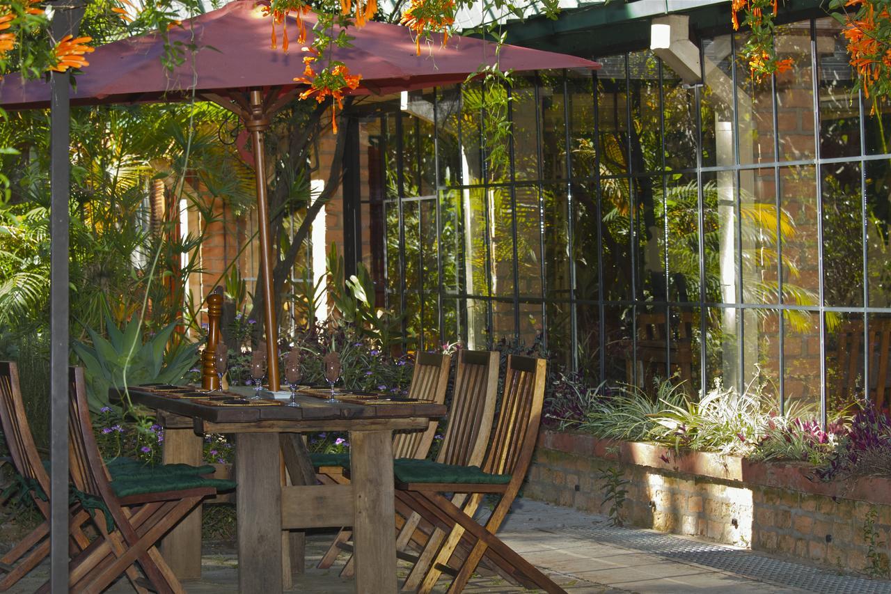 Hotel Lodge Au Bois Vert Antananarivo International Airport Ivato 외부 사진
